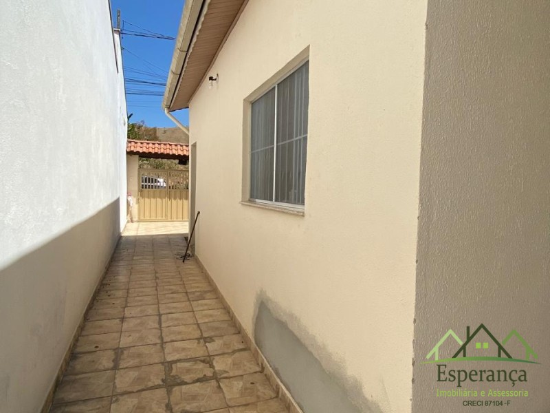 WhatsApp Image 2025-10-21 at 08.32.56 (1).jpeg